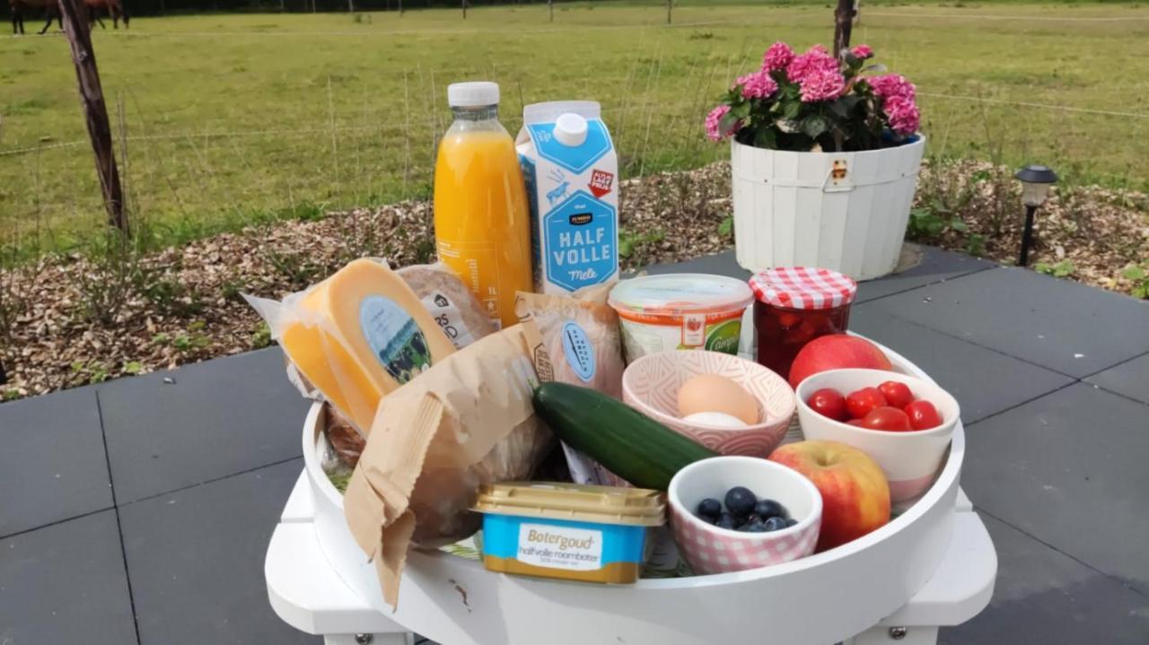 De Tulp Bed & Breakfast Noordgouwe Bagian luar foto